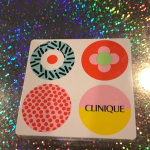 Clinique eyeshadow and blush duo
